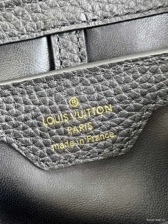 Frstbag ru VUITTON LOUIS CAPUCINES BB 0502